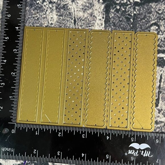 Couture Creations The Gift of Christmas GIFT BOW TEMPLATES Dies 18591 - Picture 6 of 6